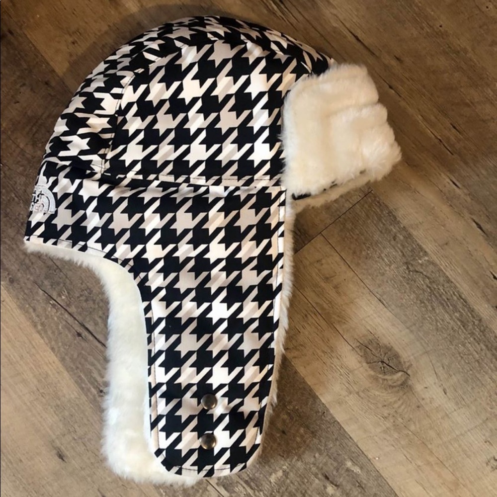 SOLD: The North Face Winter Hat